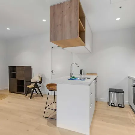 Southbank 1-Bed Resort With Study, Pool And Gym Melbourne Exterior photo